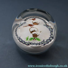 Load image into Gallery viewer, Scottish Caithness Glass Paperweight: ROBIN AND KETTLE by Colin Terris 1983
