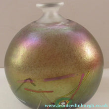 Load image into Gallery viewer, 1980s Koda Boda Bertil Vallien Tornado Swedish Glass Vase
