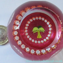 Load image into Gallery viewer, Caithness Glass Miniature Paperweight. Scottish Glass Daffodil
