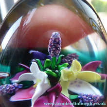 Load image into Gallery viewer, 1990s Caithness Paperweight GARDEN POSY by Alan Scott

