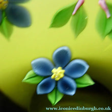 Load image into Gallery viewer, 1993 Limited Edition Caithness CATERPILLAR Paperweight by William Manson
