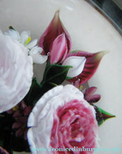 Load image into Gallery viewer, Rare RICK AYOTTE Limited Edition 1995 Cushion Cut Paperweight: Floral / Roses. LARGE SIZE 
