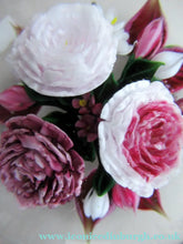 Load image into Gallery viewer, Rare RICK AYOTTE Limited Edition 1995 Cushion Cut Paperweight: Floral / Roses. LARGE SIZE 
