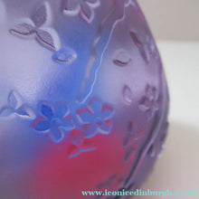 Load image into Gallery viewer, Rare 1999 Caithness Paperweight One Fine Day. Small Limited Edition
