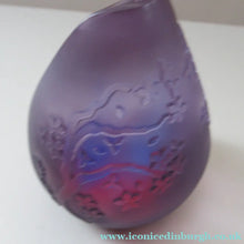 Load image into Gallery viewer, Rare 1999 Caithness Paperweight One Fine Day. Small Limited Edition
