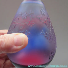 Load image into Gallery viewer, Rare 1999 Caithness Paperweight One Fine Day. Small Limited Edition
