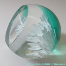 Load image into Gallery viewer, Scottish Paperweight Caithness Glass White Aster 1999
