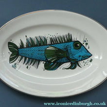 Load image into Gallery viewer, 1970's AQUARIUS Oval Plate. WASHINGTON POTTERY. Quirky Green Fish
