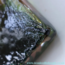 Load image into Gallery viewer, Collectable TIMOTHY HARRIS, Isle of Wight LARGE Glass Flower Block. Signed and dated 2001
