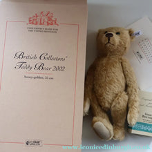 Load image into Gallery viewer, BOXED: Vintage 2002 STEIFF BEAR. Large Classic LIMITED EDITION British Collector's Bear (660726)
