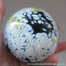 Load image into Gallery viewer, Caithness Starry Night Van Gogh Museum by Helen Macdonald 2002
