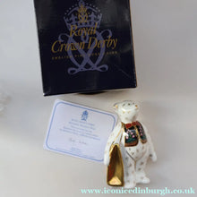 Load image into Gallery viewer, 2002 Royal Crown Derby Special Edition. Bennetts Shopper Bear Figurine - Royal Crown Derby Paperweight
