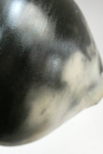 Load image into Gallery viewer, Vintage NEW ZEALAND Studio Pottery Pot by Steve James of Ashburton
