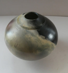 Vintage NEW ZEALAND Studio Pottery Pot by Steve James of Ashburton