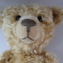 Load image into Gallery viewer, BOXED: Vintage 2004 STEIFF BEAR. Very Large Classic LIMITED EDITION Baerle 43 PAB 1904 Bear (404153)

