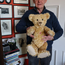 Load image into Gallery viewer, BOXED: Vintage 2004 STEIFF BEAR. Very Large Classic LIMITED EDITION Baerle 43 PAB 1904 Bear (404153)
