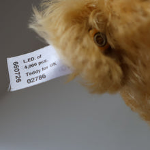 Load image into Gallery viewer, BOXED: Vintage 2002 STEIFF BEAR. Large Classic LIMITED EDITION British Collector&#39;s Bear (660726)

