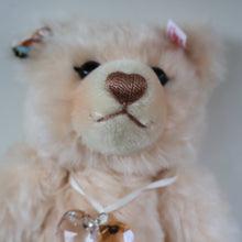 Load image into Gallery viewer, BOXED: Highly Collectable &quot;Jewels&quot; Vintage 2007 SWAROVSKI STEIFF BEAR with Christmas Crystal Heart Pendant (669873)
