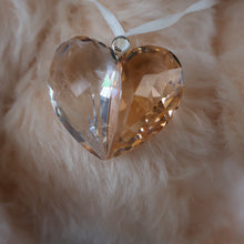 Load image into Gallery viewer, BOXED: Highly Collectable &quot;Jewels&quot; Vintage 2007 SWAROVSKI STEIFF BEAR with Christmas Crystal Heart Pendant (669873)
