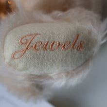 Load image into Gallery viewer, BOXED: Highly Collectable &quot;Jewels&quot; Vintage 2007 SWAROVSKI STEIFF BEAR with Christmas Crystal Heart Pendant (669873)
