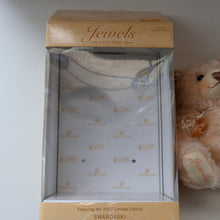 Load image into Gallery viewer, BOXED: Highly Collectable &quot;Jewels&quot; Vintage 2007 SWAROVSKI STEIFF BEAR with Christmas Crystal Heart Pendant (669873)
