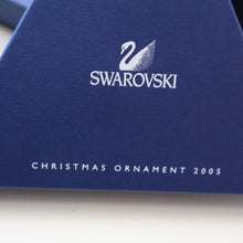 Load image into Gallery viewer, BOXED: Highly Collectable Vintage 2005 SWAROVSKI STEIFF BEAR with Christmas Crysal Star Pendant (668401)
