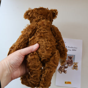 BOXED: Vintage 2004 STEIFF BEAR. Classic Brown Bear with Tags (O38938)