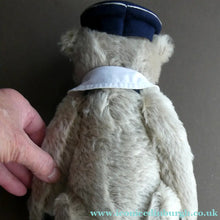 Load image into Gallery viewer, LARGE Steiff Bear. Limited Edition 2004. Captain Mach. The CONCORDE BEAR
