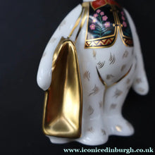 Load image into Gallery viewer, 2004 Royal Crown Derby Special Edition. Goviers Shopper Bear Figurine - Royal Crown Derby Paperweight
