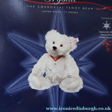 Load image into Gallery viewer, BOXED: Highly Collectable Vintage 2005 SWAROVSKI STEIFF BEAR with Christmas Crysal Star Pendant (668401)
