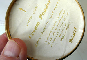 MASCOT Brand. Vintage 1950s POWDER COMPACT with Kangaroo Paw Flower (Australia