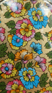 Vintage 1960s Stratton POWDER COMPACT with a Carpet of Flowers and Gold Tone Background