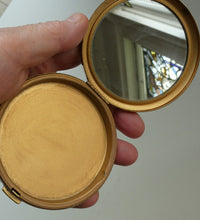 Load image into Gallery viewer, Vintage 1960s POWDER COMPACT with Red Rose and Wee Rose Bud. Gold Tone Background
