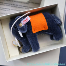 Load image into Gallery viewer, BOXED Collectable Miniature Steiff Club Membership Gift. Elephant (EAN 420603)
