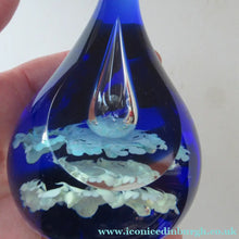 Load image into Gallery viewer, Limitied Edition Paperweight Drop in the Ocean 2009 by Helen Macdonald
