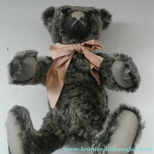 Load image into Gallery viewer, LARGE Steiff Bear with GROWLER. Limited Edition 2007. British Collector's Club. "Old Black Bear"
