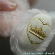 Load image into Gallery viewer, STEIFF LIMITED EDITION Teddy Bear 2007. BRITISH COLLECTORS CLUB. English Rose (Princess Diana)
