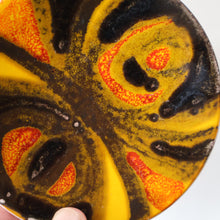 Load image into Gallery viewer, 1970s POOLE Delphis Small Plate by Judy Evens. Fantastic Abstract Design. 5 inches
