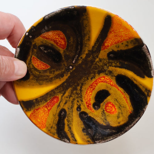 1970s POOLE Delphis Small Plate by Judy Evens. Fantastic Abstract Design. 5 inches