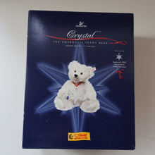 Load image into Gallery viewer, BOXED: Highly Collectable Vintage 2005 SWAROVSKI STEIFF BEAR with Christmas Crysal Star Pendant (668401)
