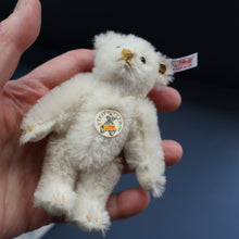 Load image into Gallery viewer, BOXED Collectable Miniature Steiff Club Membership Gift 2008. White Alpaca Bear with Certificate (420832)
