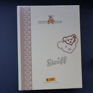 BOXED Collectable Miniature Steiff Club Membership Gift. Elephant (EAN 420603)