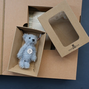BOXED Collectable Miniature Steiff Club Membership Gift 2004. Pale Blue Bear with Certifcate