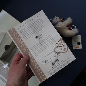 BOXED Collectable Miniature Steiff Club Membership Gift. Polar Bear (EAN 420511)