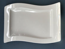 Load image into Gallery viewer, Villeroy and Boch &quot;New Wave&quot; Large Oblong Dinner Plates
