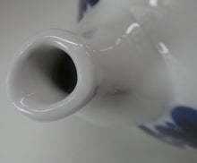 Load image into Gallery viewer, 1950s Mon Amie Marianne Westman Squat Teapot Rorstrand

