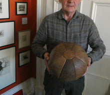 Load image into Gallery viewer, Vintage Mid Century Leather 5 kg Medicine Ball
