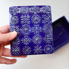 Load image into Gallery viewer, Vintage PORTMEIRION Glossy Blue TOTEM Ceramic Lidded Box or Butter Dish
