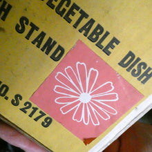 Load image into Gallery viewer, Pyrex Casserole Dish and Stand Pink Daisy 1950s Original Box
