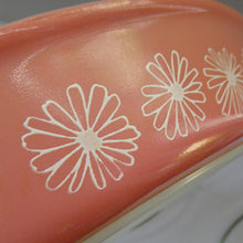 Load image into Gallery viewer, Pyrex Casserole Dish and Stand Pink Daisy 1950s Original Box
